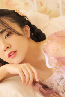 电影禁忌的爱善良的小峓子